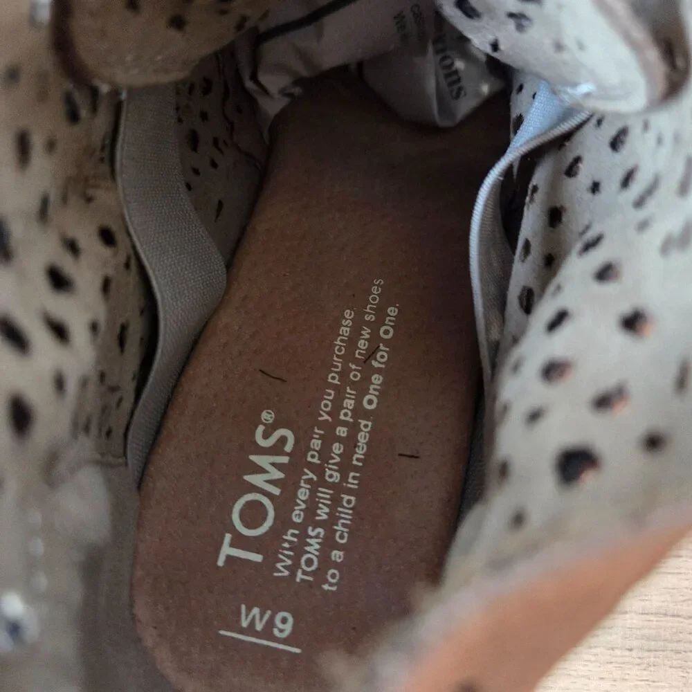 NEW W/O BOX TOMS TAUPE EXPADRILLE WEDGE LEATHER UPPER BOOTIES SIZE 9 WMNS